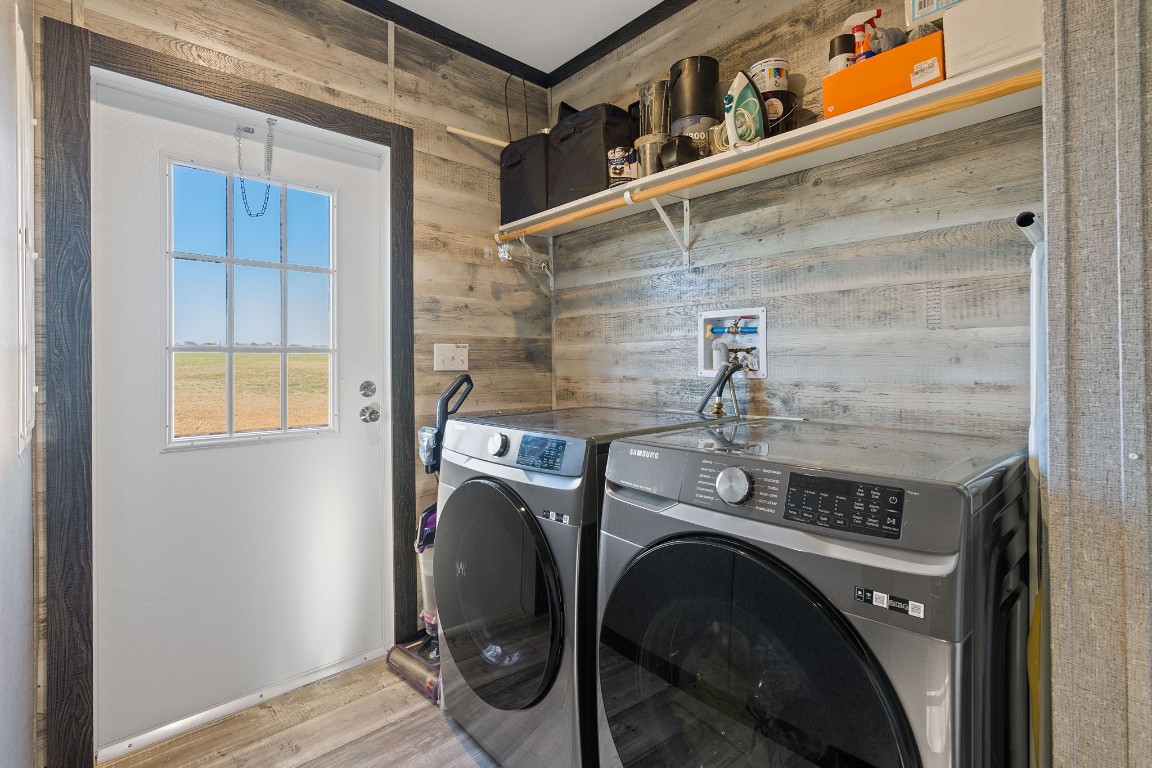 5897 Old Colony Line Road Lockhart, TX 78644 - Photo 11 of 40 a utility room with dryer and washer