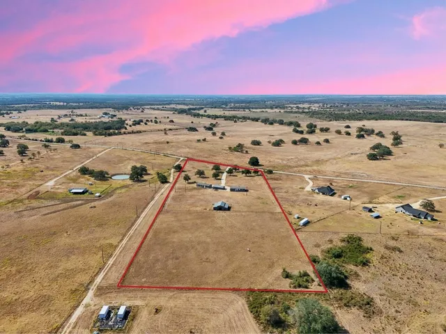 $775,000 | 5897 Old Colony Line Road, Lockhart, TX 78644