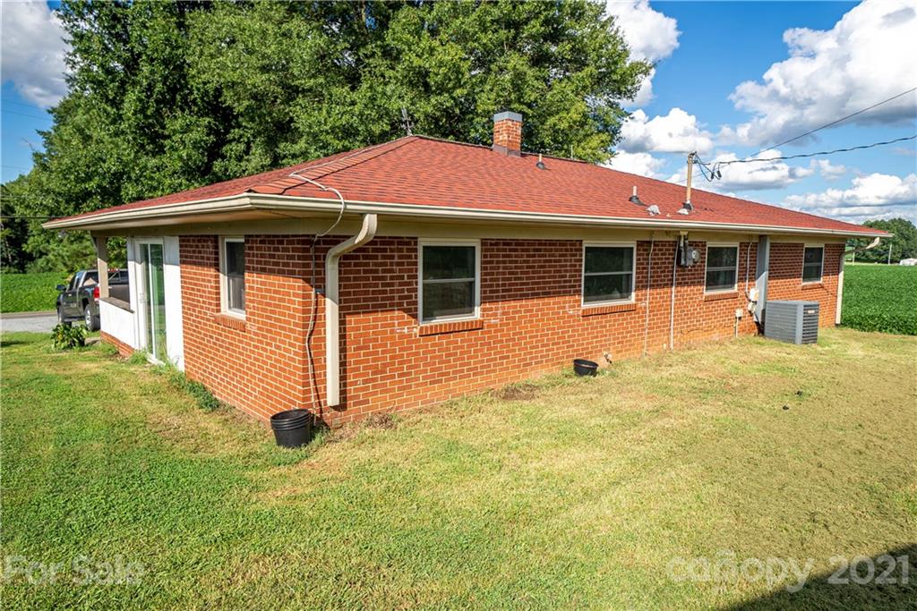 24488 Rogers Road Richfield, NC 28137 - Photo 4 of 29 Gallery Image 4