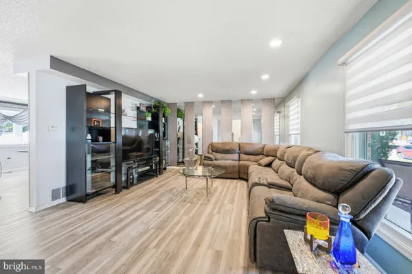 $579,000 | 1265 Barclay Crescent, Yardley, PA 19067