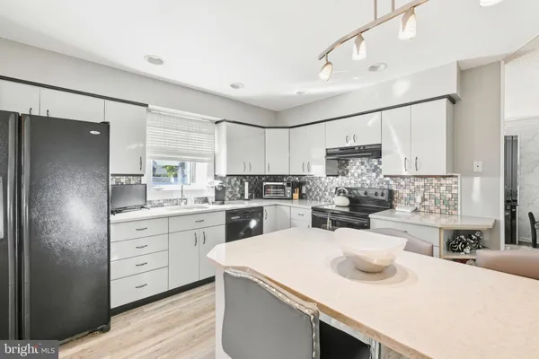 $579,000 | 1265 Barclay Crescent, Yardley, PA 19067