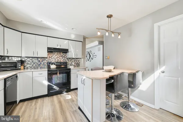 $579,000 | 1265 Barclay Crescent, Yardley, PA 19067