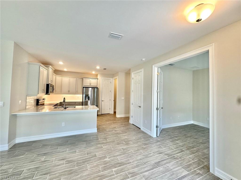 881 Enbrook Loop Naples, FL 34114 - Photo 4 of 31