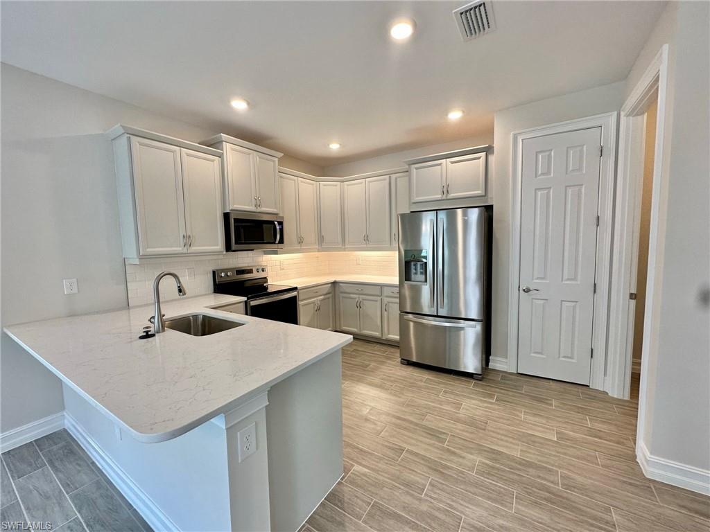 881 Enbrook Loop Naples, FL 34114 - Photo 8 of 31