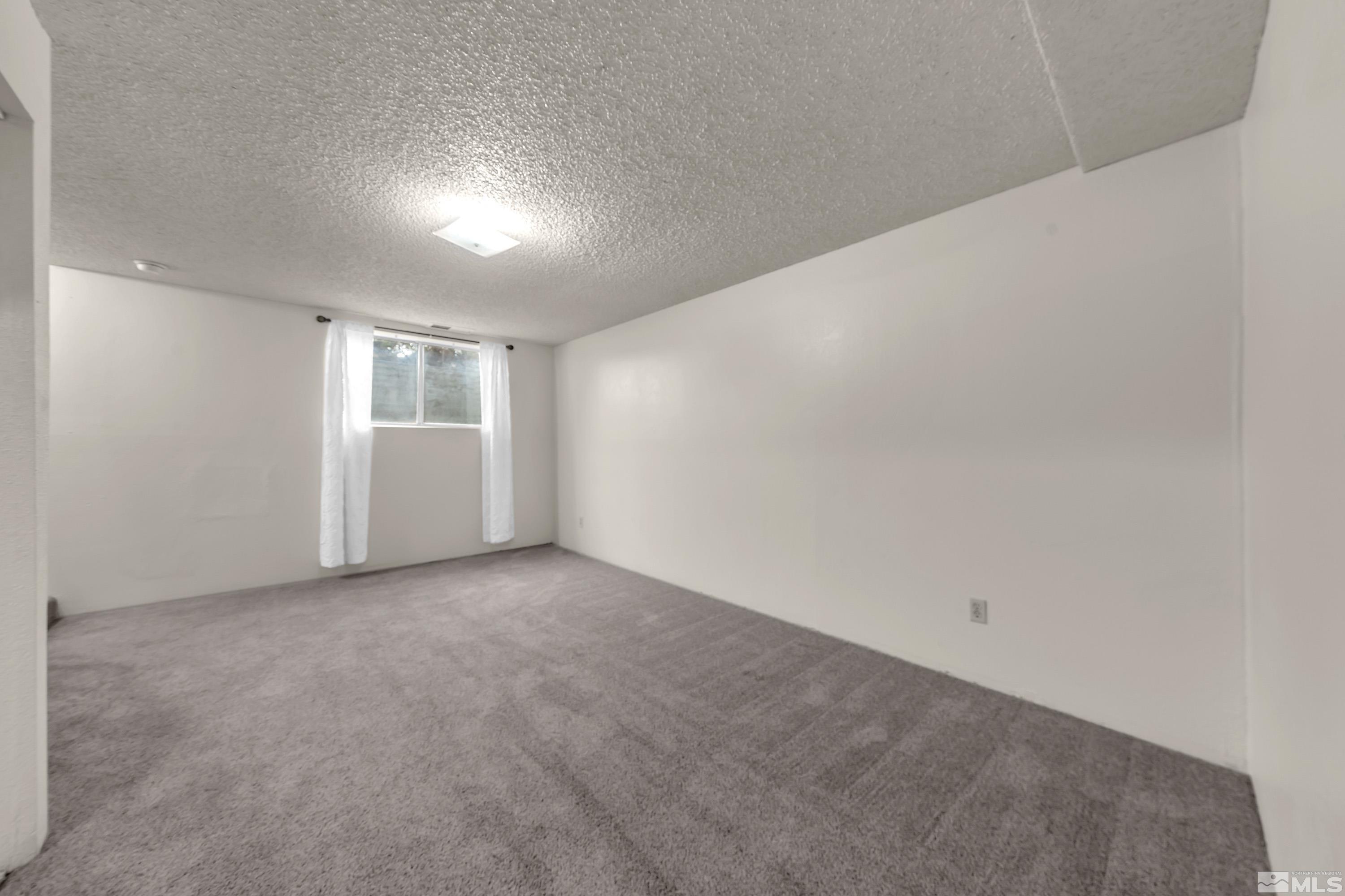 1402 East 9th Street, Unit 2 Reno, NV 89512 - Photo 15 of 27 Photo 15