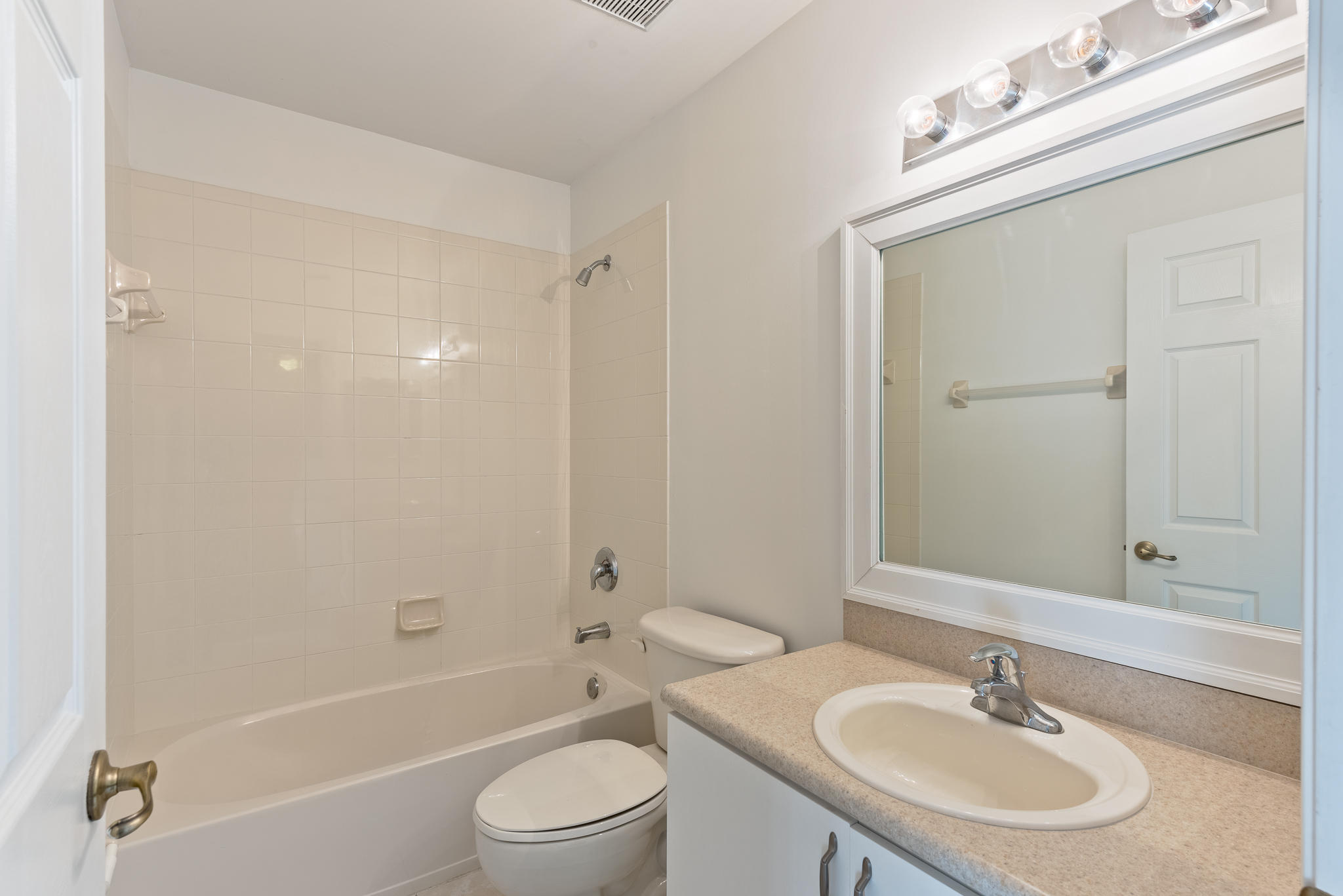 3232 Bollard Road West Palm Beach, FL 33411 - Photo 19 of 33 Second Bathroom