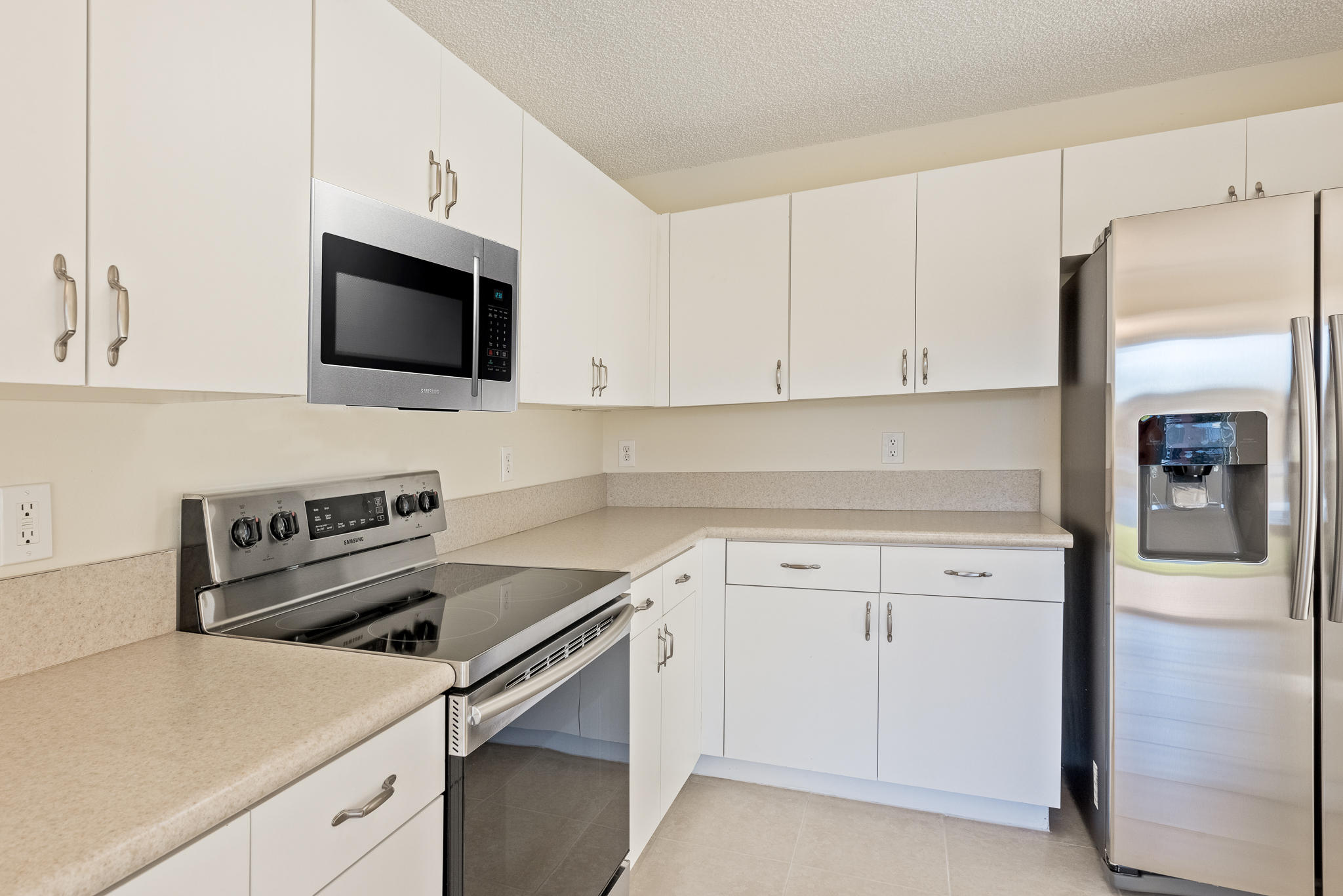 3232 Bollard Road West Palm Beach, FL 33411 - Photo 3 of 33 Kitchen