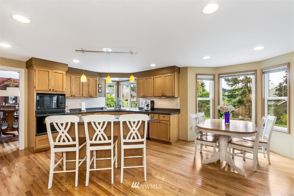 3316 210th Street Southeast Bothell, WA 98021 - Photo 5 of 20