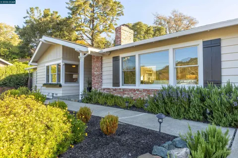 $1,890,000 | 15 Aspinwall Court, Orinda, CA 94563