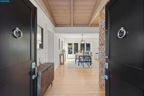 $1,890,000 | 15 Aspinwall Court, Orinda, CA 94563