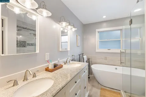 $1,890,000 | 15 Aspinwall Court, Orinda, CA 94563