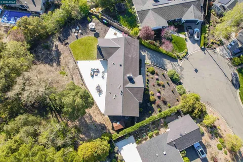 $1,890,000 | 15 Aspinwall Court, Orinda, CA 94563