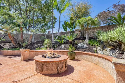 $1,698,900 | 4682 Meadow Drive, Carlsbad, CA 92010