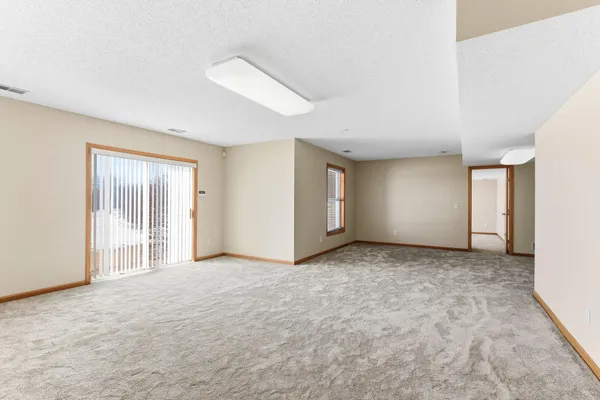 $740,000 | 2888 Eagle Valley Drive, Woodbury, MN 55129