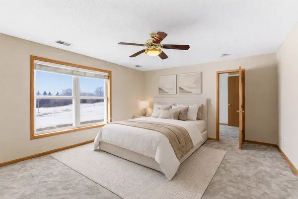$740,000 | 2888 Eagle Valley Drive, Woodbury, MN 55129