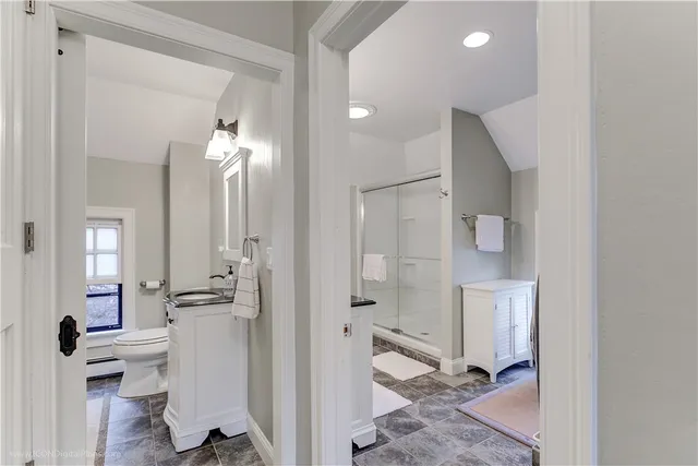 $3,600 | 1 Bliss Road, Newport, RI 02840