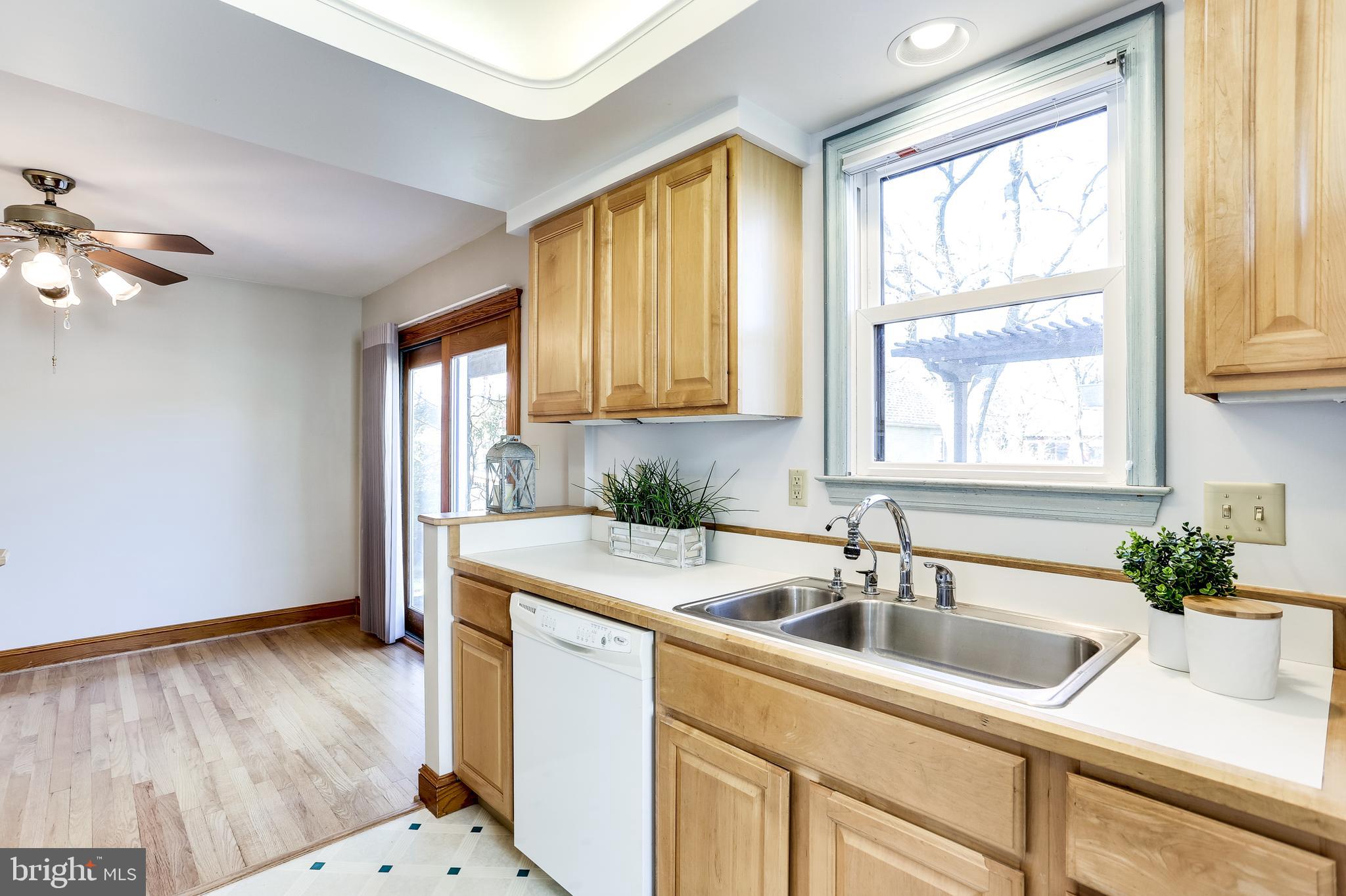 536 Cleveland Road Linthicum Heights, MD 21090 - Photo 10 of 33 Well-appointed kitchen with a view!
