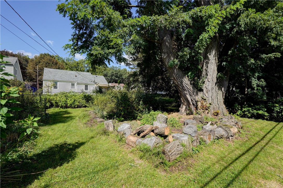 100 Meadowbrook Road Rochester, NY 14620 - Photo 29 of 37 Gallery Image 29
