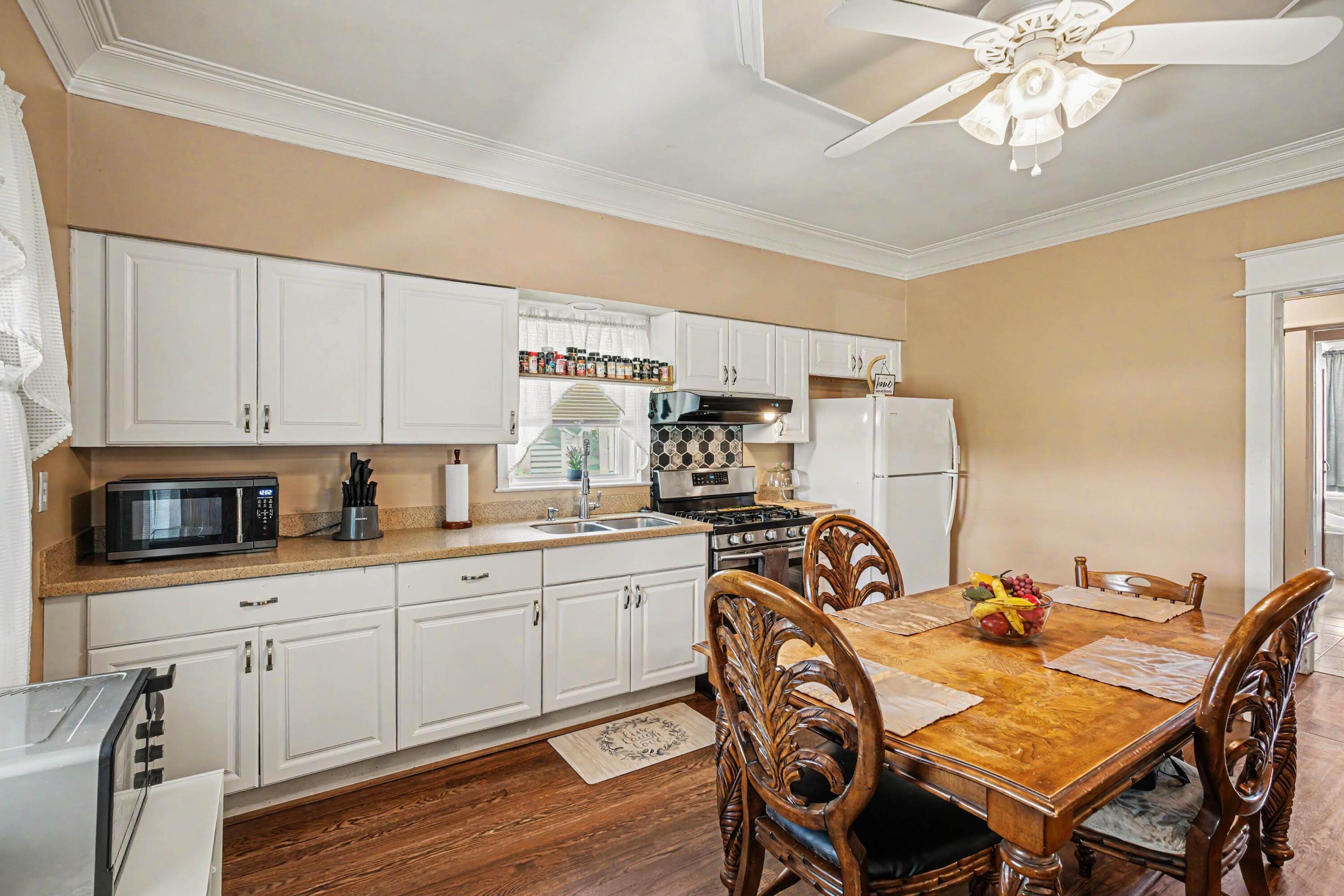 3780 Visalia Road Morning View, KY 41063 - Photo 7 of 50 Eat-in kitchen with counter bar