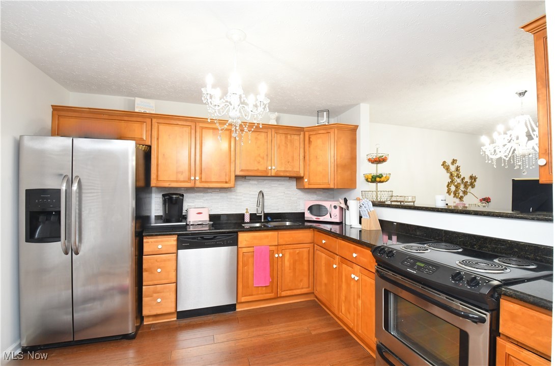 4685 Mayfield Road, Unit F South Euclid, OH 44121 - Photo 7 of 13