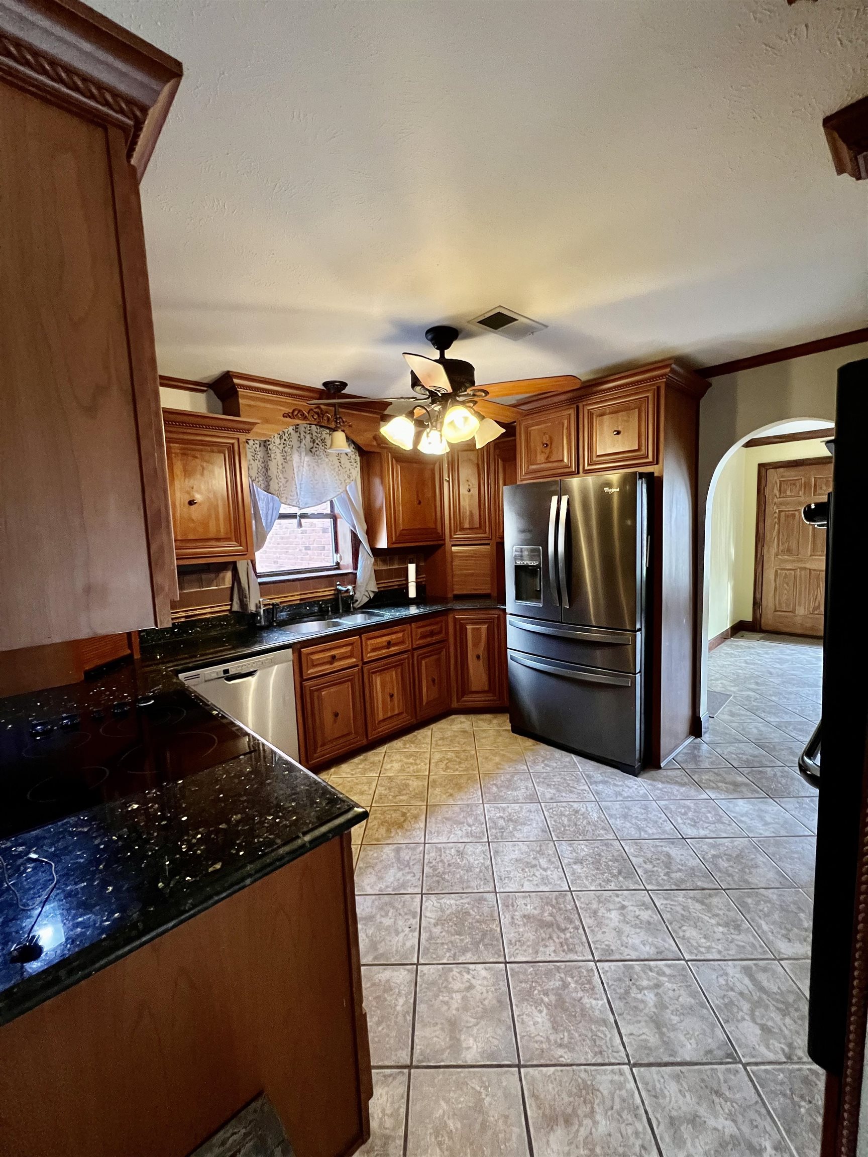 2522 Dunlap Orphanage Road Brighton, TN 38011 - Photo 9 of 22 a kitchen with refrigerator and stove