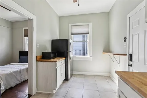$1,950 | 4909 Tchoupitoulas Street, New Orleans, LA 70115