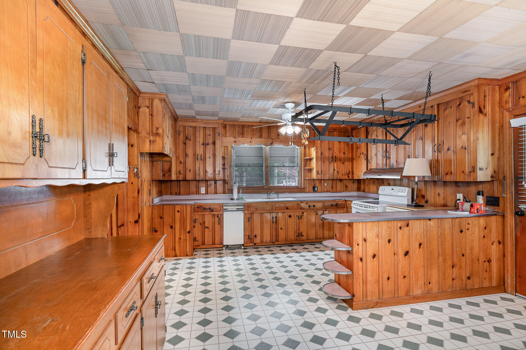 6716 Dwight Rowland Road Willow Spring, NC 27592 - Photo 6 of 24 Kitchen