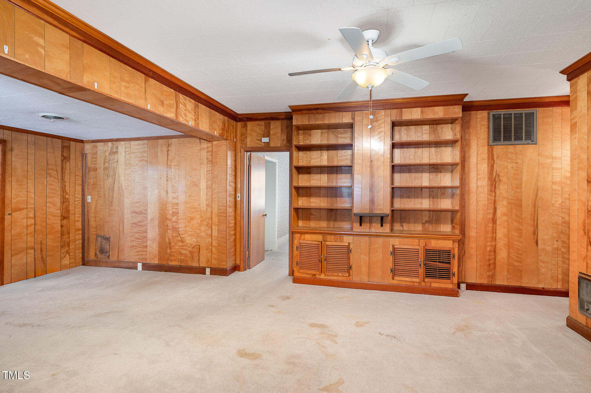 6716 Dwight Rowland Road Willow Spring, NC 27592 - Photo 8 of 24 Living Room