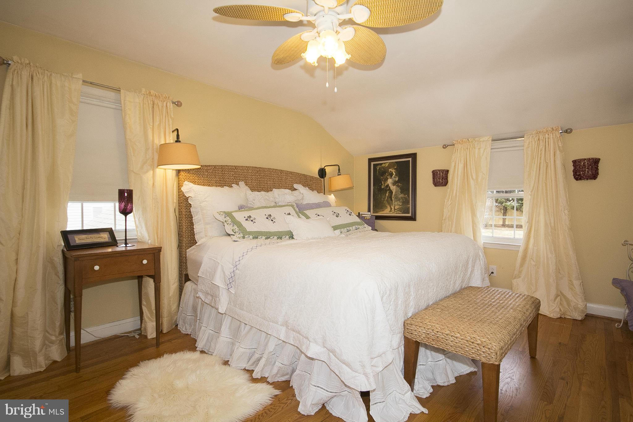 907 Locustvale Road Towson, MD 21204 - Photo 15 of 30 Bedroom (Master)