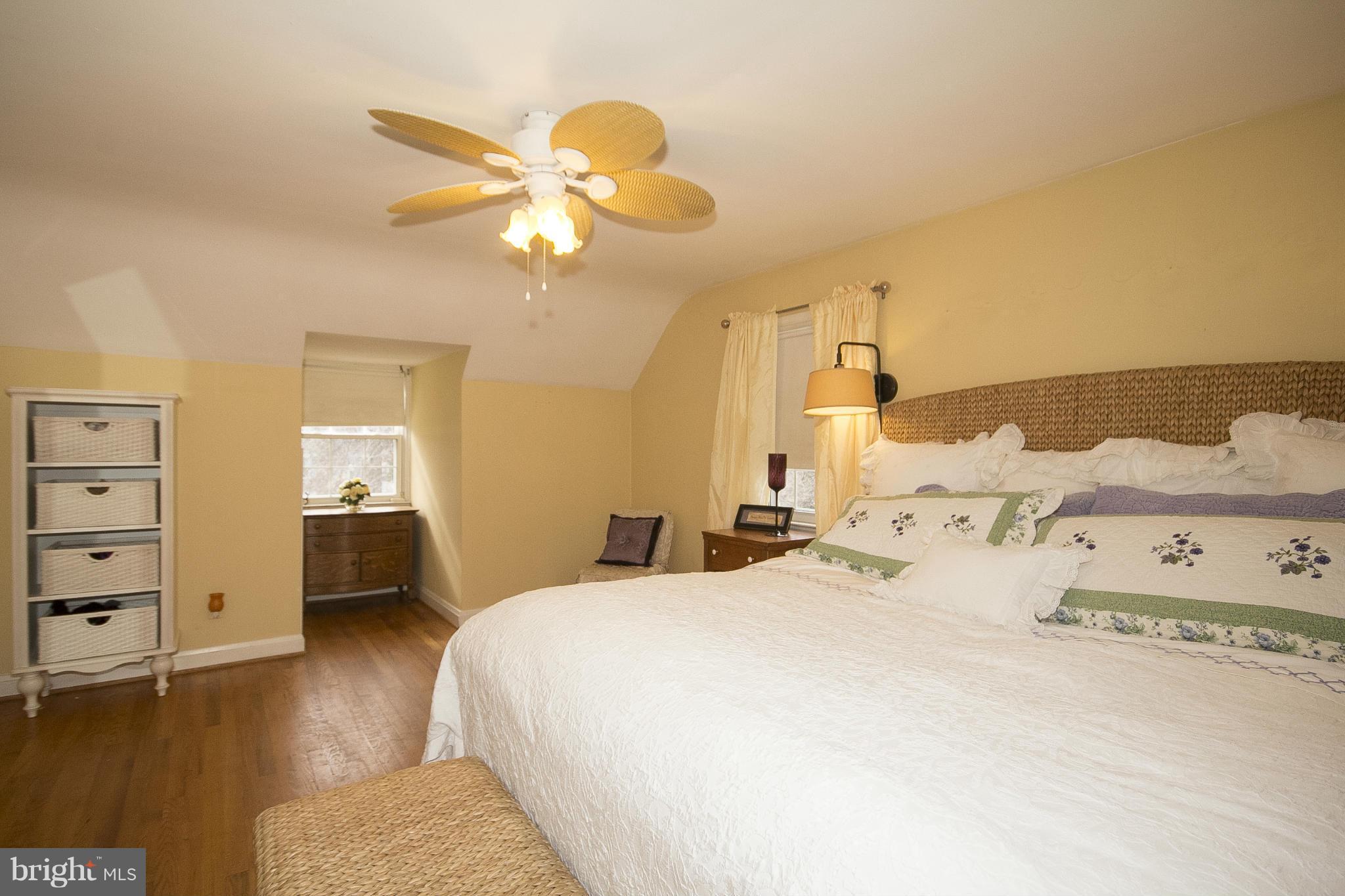 907 Locustvale Road Towson, MD 21204 - Photo 16 of 30 Bedroom (Master)