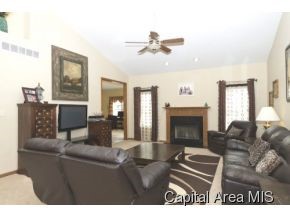 504 Sawmill Court Rochester, IL 62563 - Photo 20 of 24 Gallery Image 20