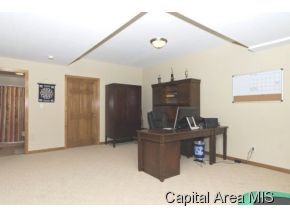 504 Sawmill Court Rochester, IL 62563 - Photo 10 of 24 Gallery Image 10