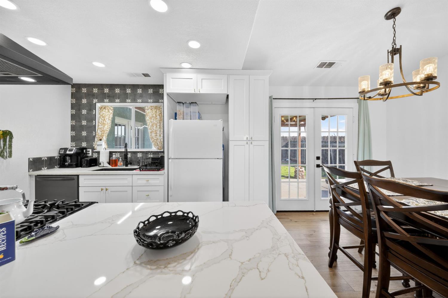 746 Pepper Avenue Lemoore, CA 93245 - Photo 12 of 44