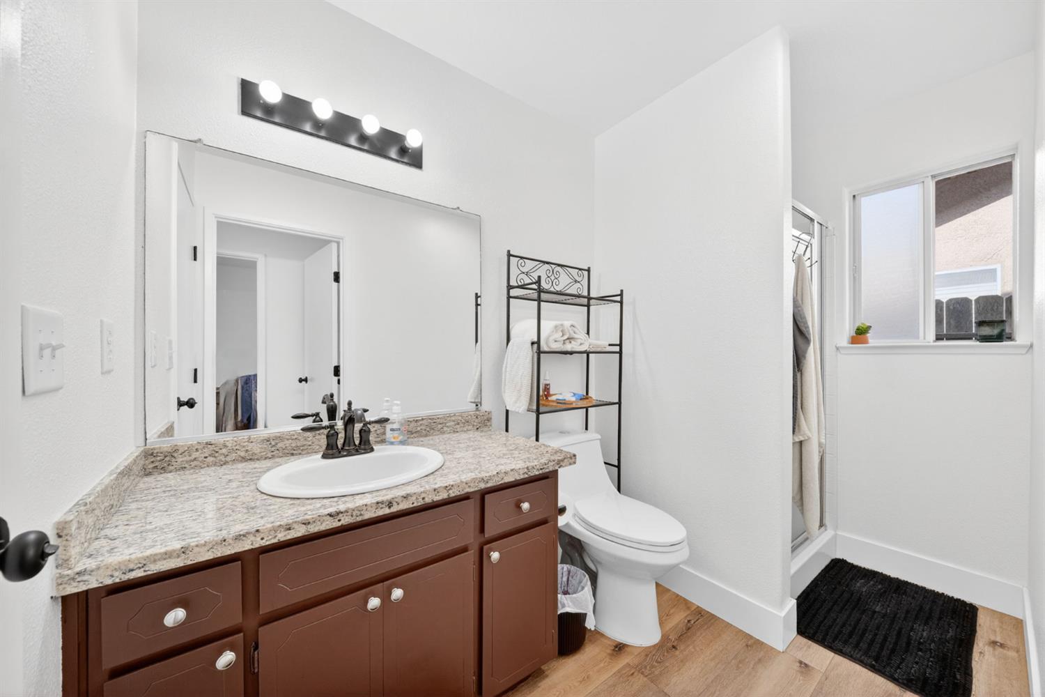 746 Pepper Avenue Lemoore, CA 93245 - Photo 23 of 44