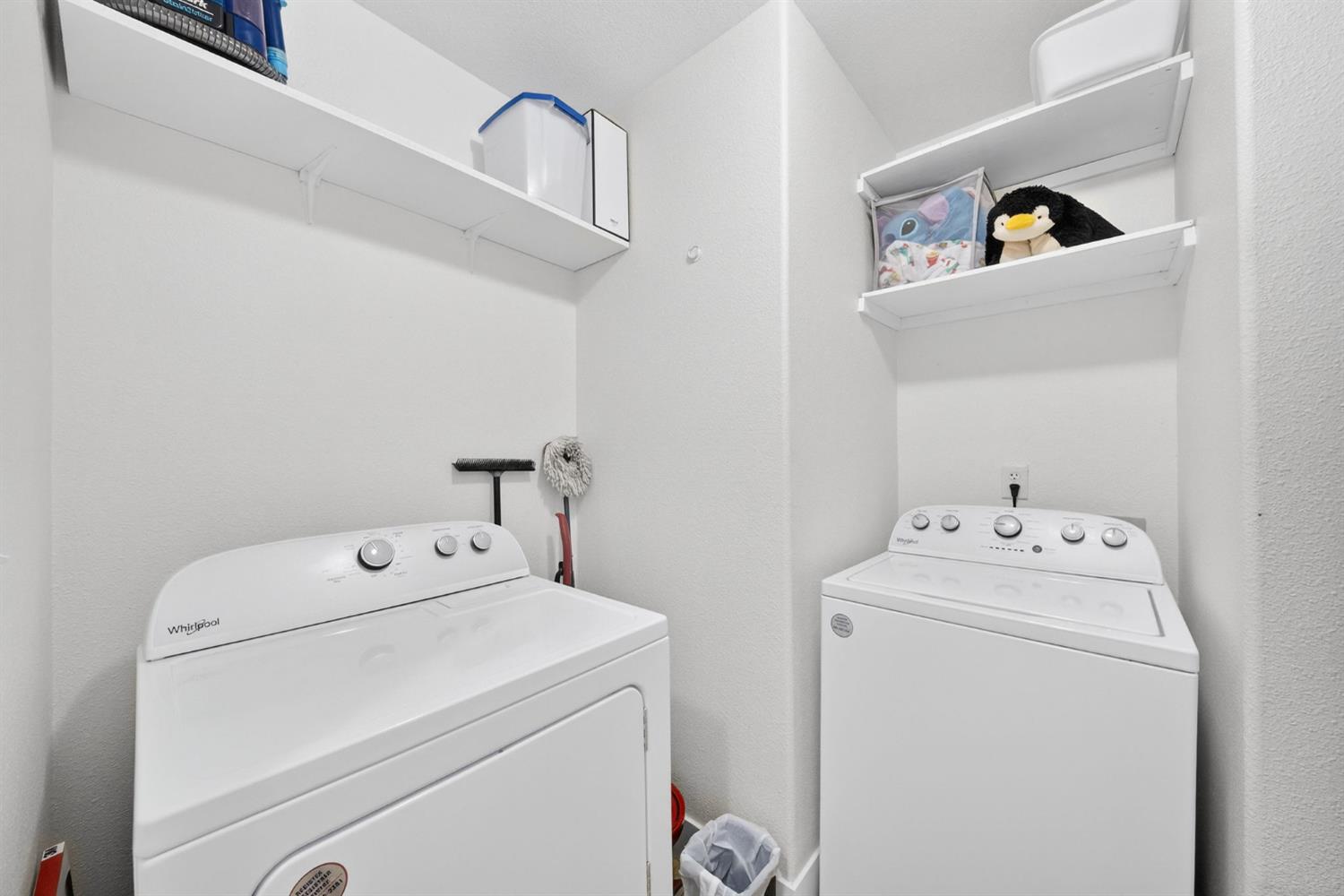 746 Pepper Avenue Lemoore, CA 93245 - Photo 26 of 44