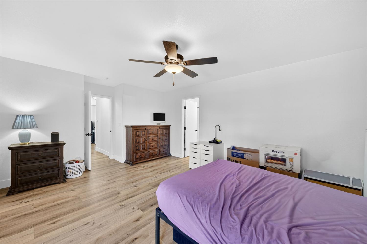 746 Pepper Avenue Lemoore, CA 93245 - Photo 28 of 44