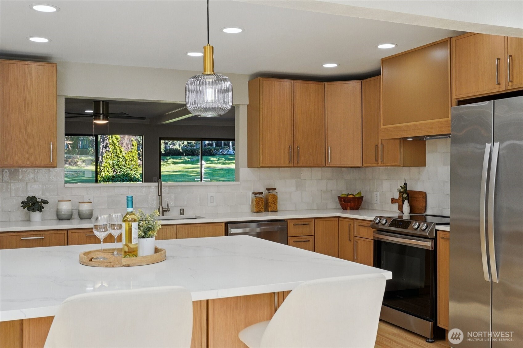 32100 32nd Avenue Southwest Federal Way, WA 98023 - Photo 18 of 40