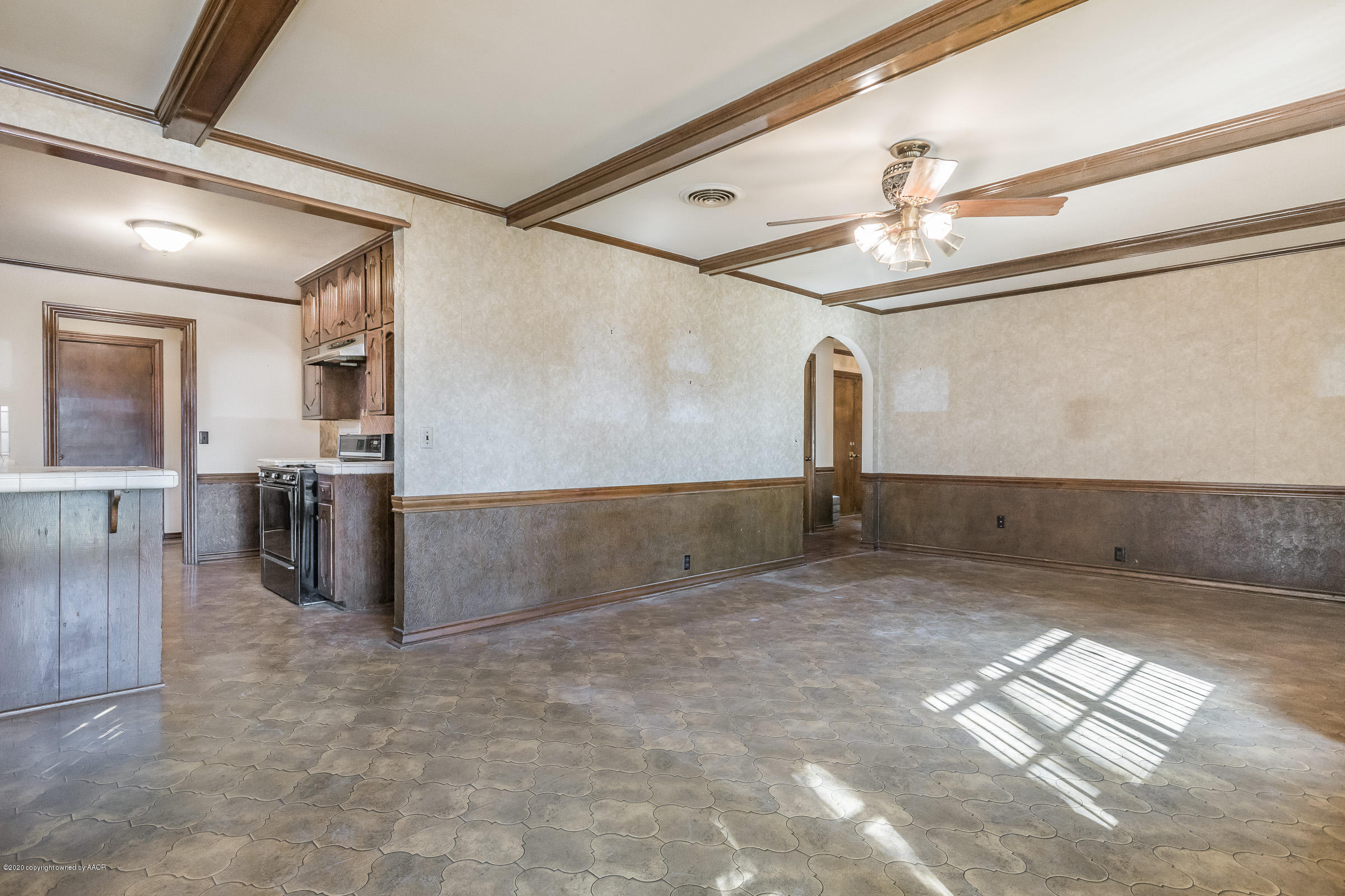 6115 Hanson Road Amarillo, TX 79106 - Photo 9 of 25 Den-2