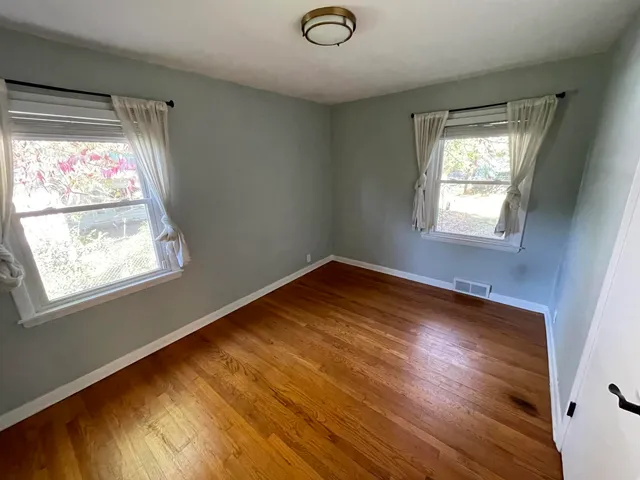 $3,100 | 465 Charles, Madison, WI 53711