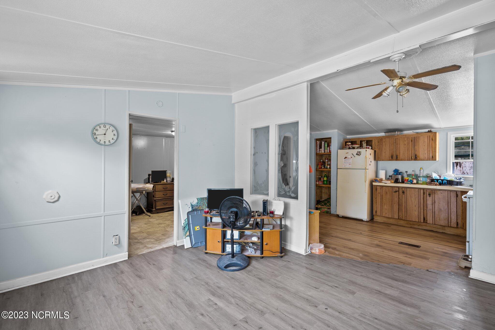 224 Golden Road Wilmington, NC 28409 - Photo 11 of 21 31-web-or-mls-DSC02990