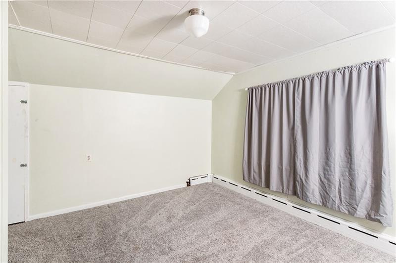 1129 Maple St Extension Coraopolis, PA 15108 - Photo 14 of 25 Gallery Image 14