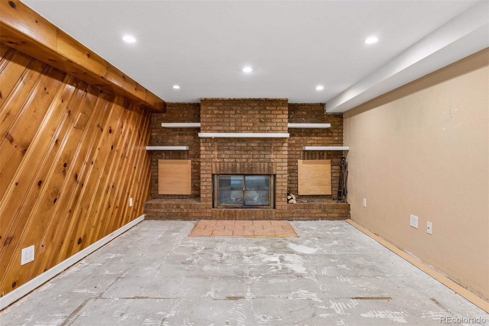 1674 South Lowell Boulevard Denver, CO 80219 - Photo 18 of 29