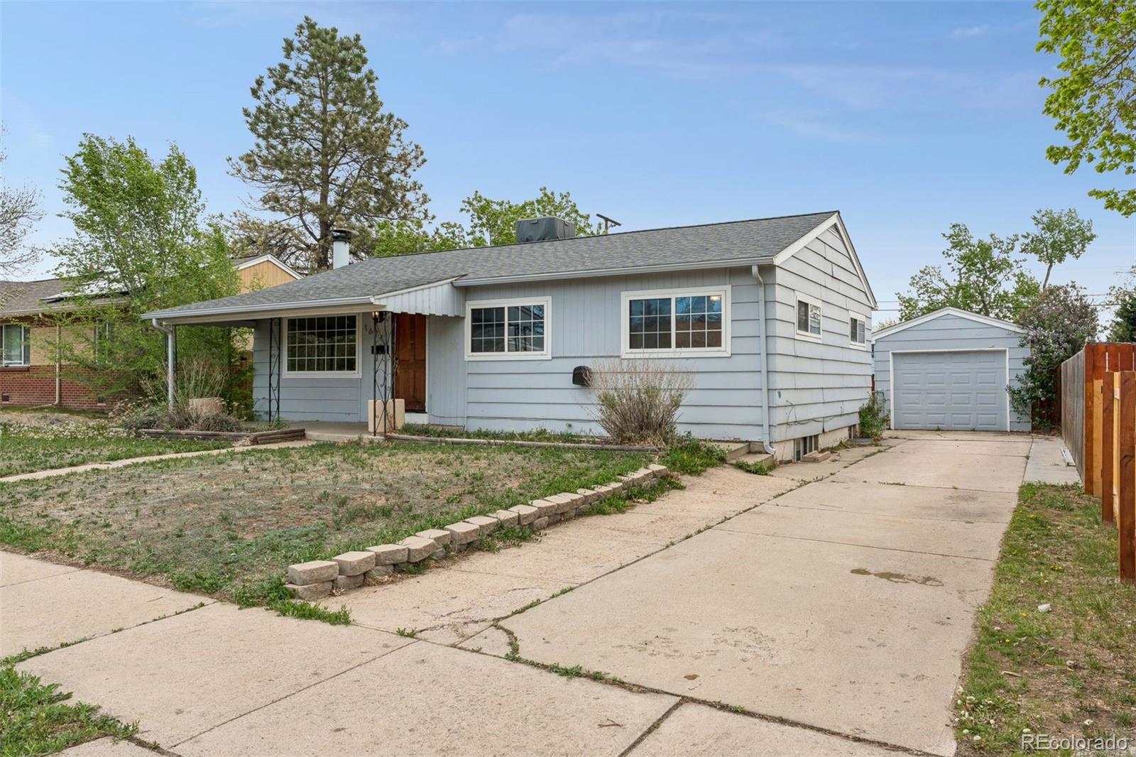 1674 South Lowell Boulevard Denver, CO 80219 - Photo 2 of 29