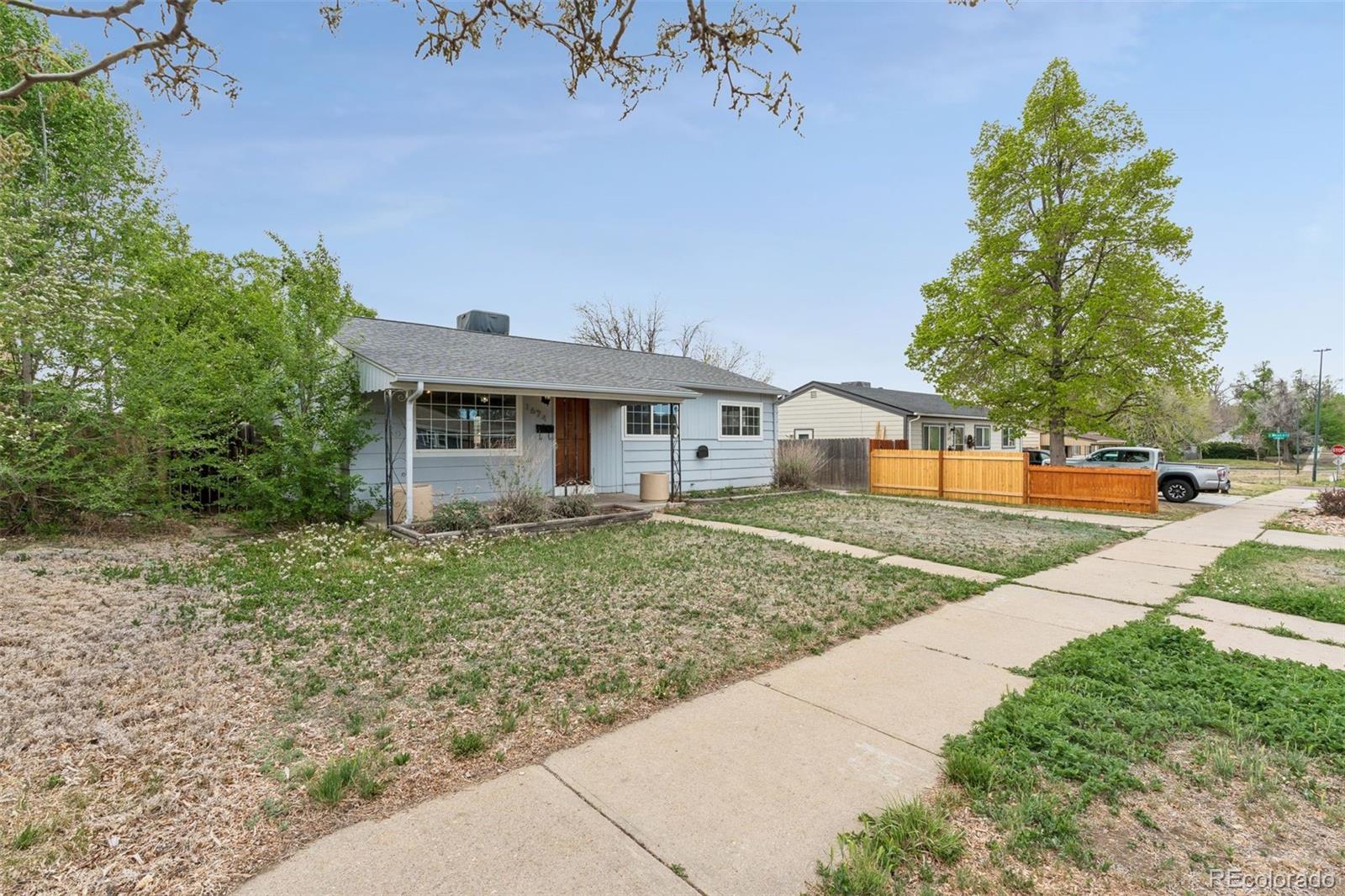 1674 South Lowell Boulevard Denver, CO 80219 - Photo 3 of 29