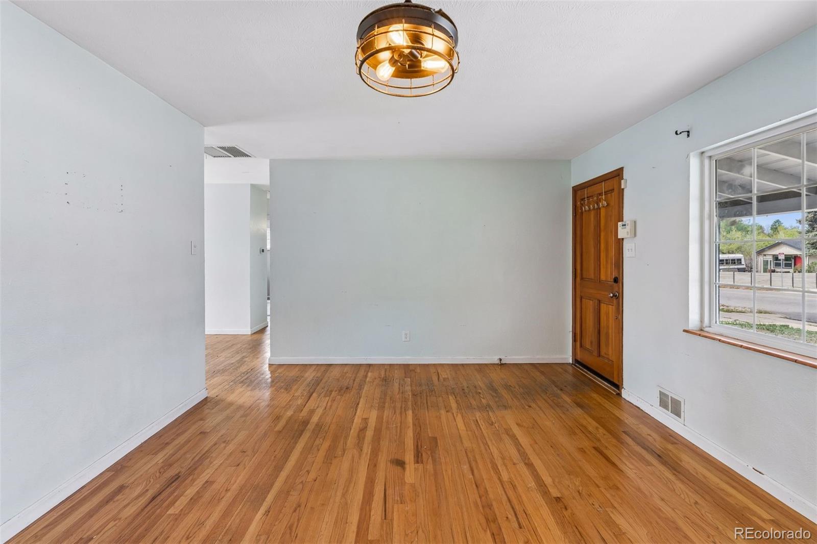 1674 South Lowell Boulevard Denver, CO 80219 - Photo 7 of 29