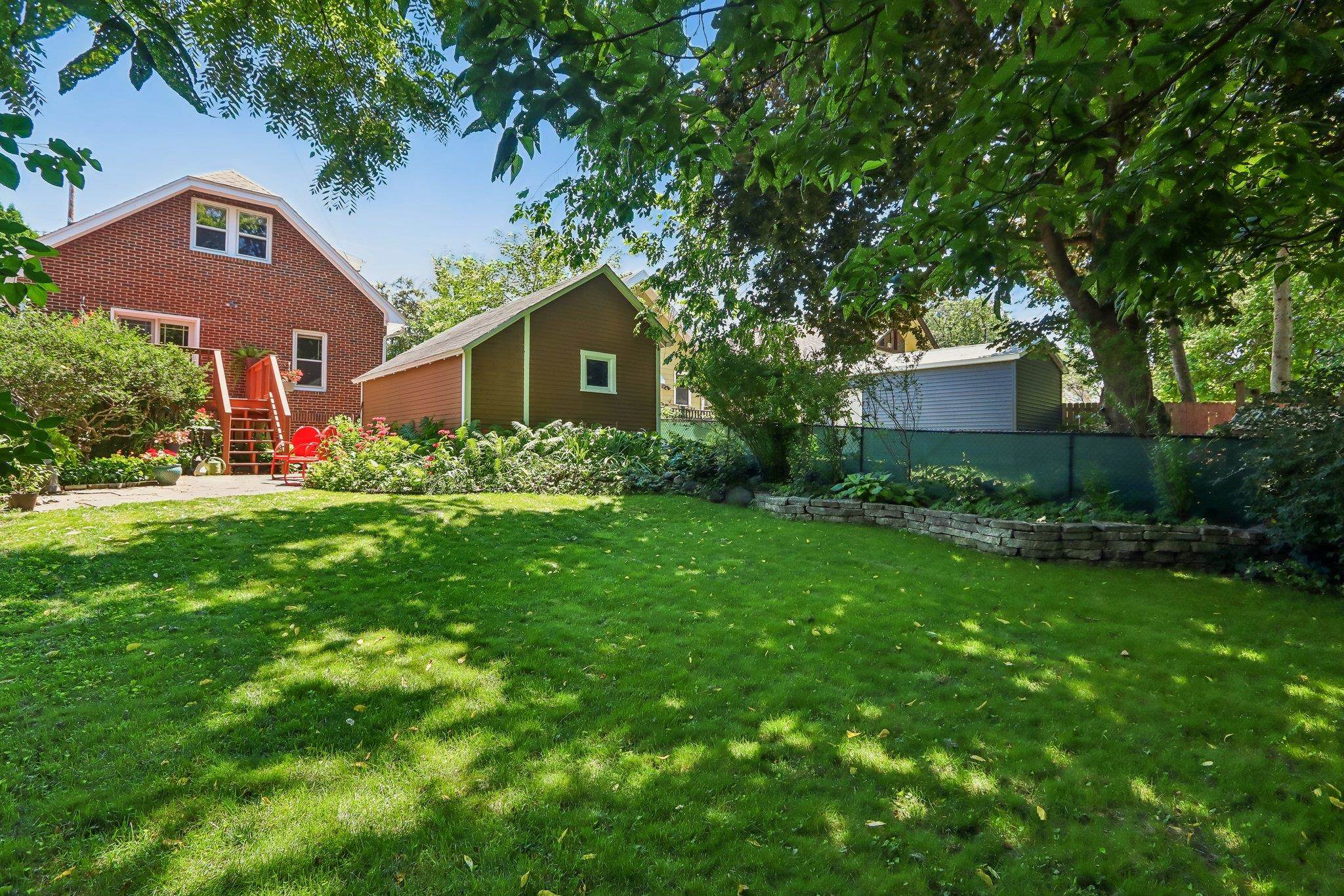 406 Maple Avenue Madison, WI 53704 - Photo 2 of 59