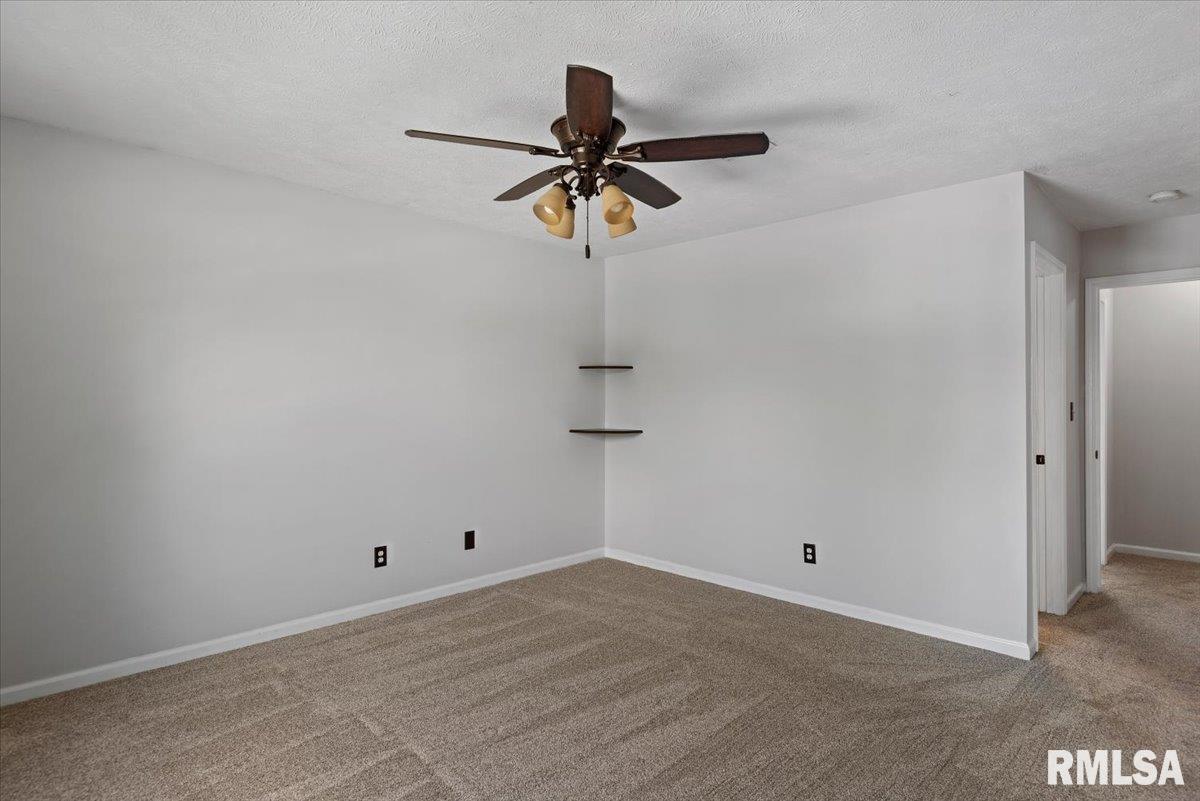 3712 Viking Boulevard Springfield, IL 62712 - Photo 24 of 45