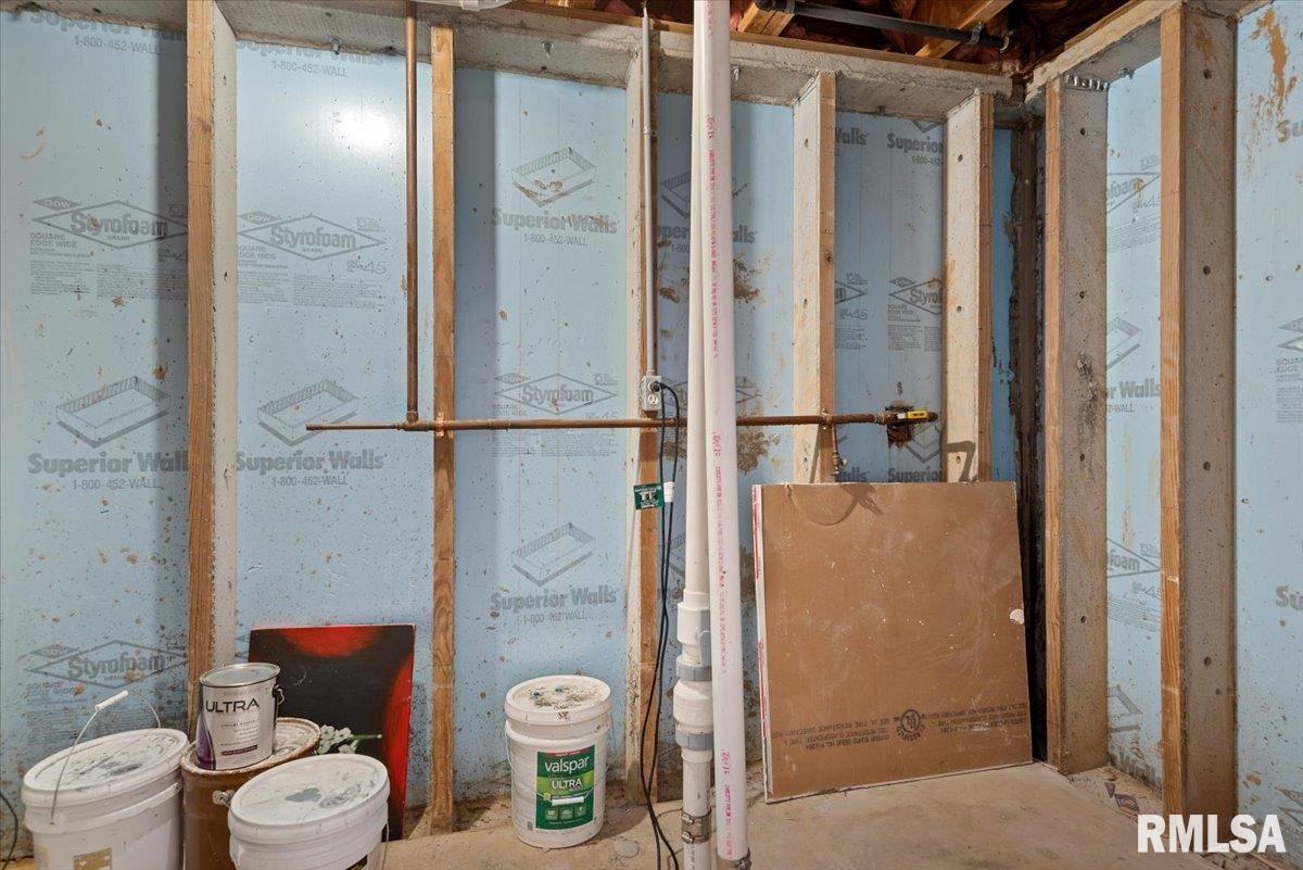 3712 Viking Boulevard Springfield, IL 62712 - Photo 36 of 45