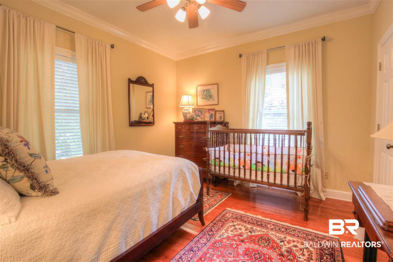 12495 A Myrtle Street Fairhope, AL 36532 - Photo 21 of 43 upstairs