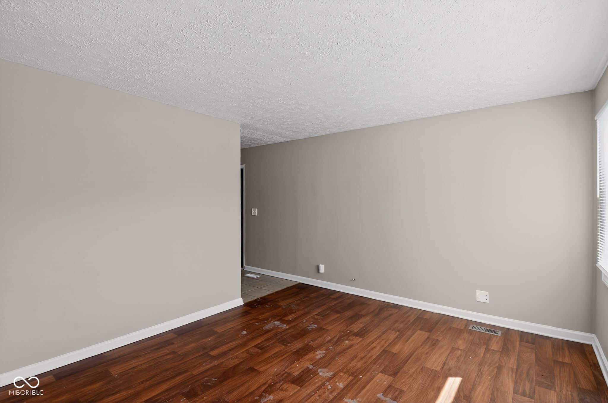 8724 Montery Road Indianapolis, IN 46226 - Photo 11 of 31